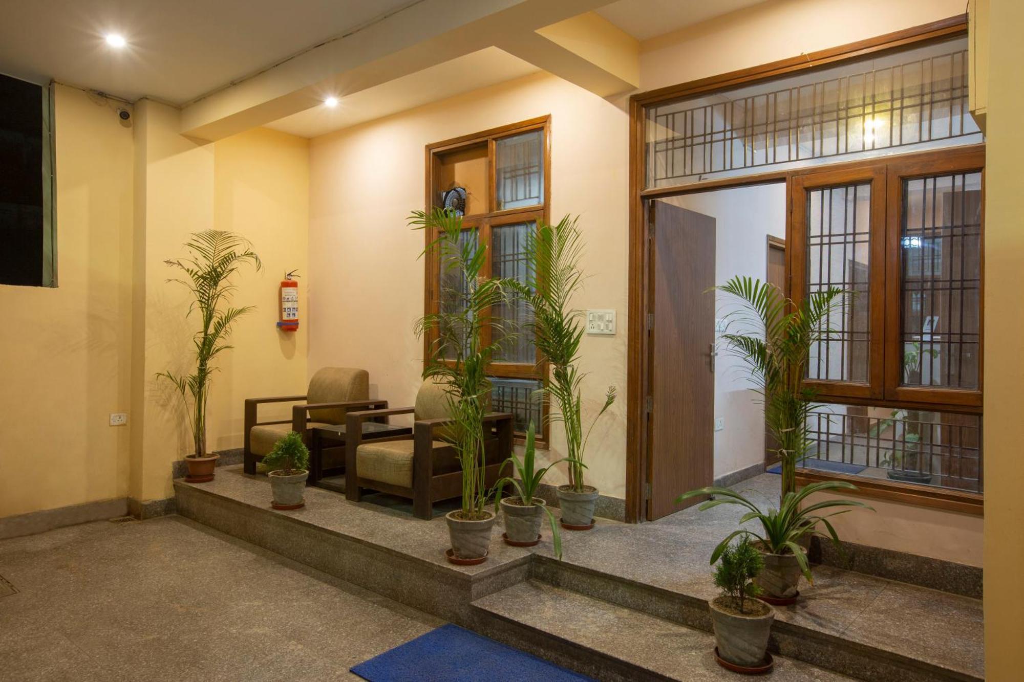 Hotel Ginger Palace - Corporate Hotel Noida Sector 62 외부 사진
